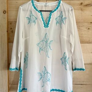 Crown & Ivy White Tunic Turquoise Embroidered Trim And Angel Fish Lightweight 1X